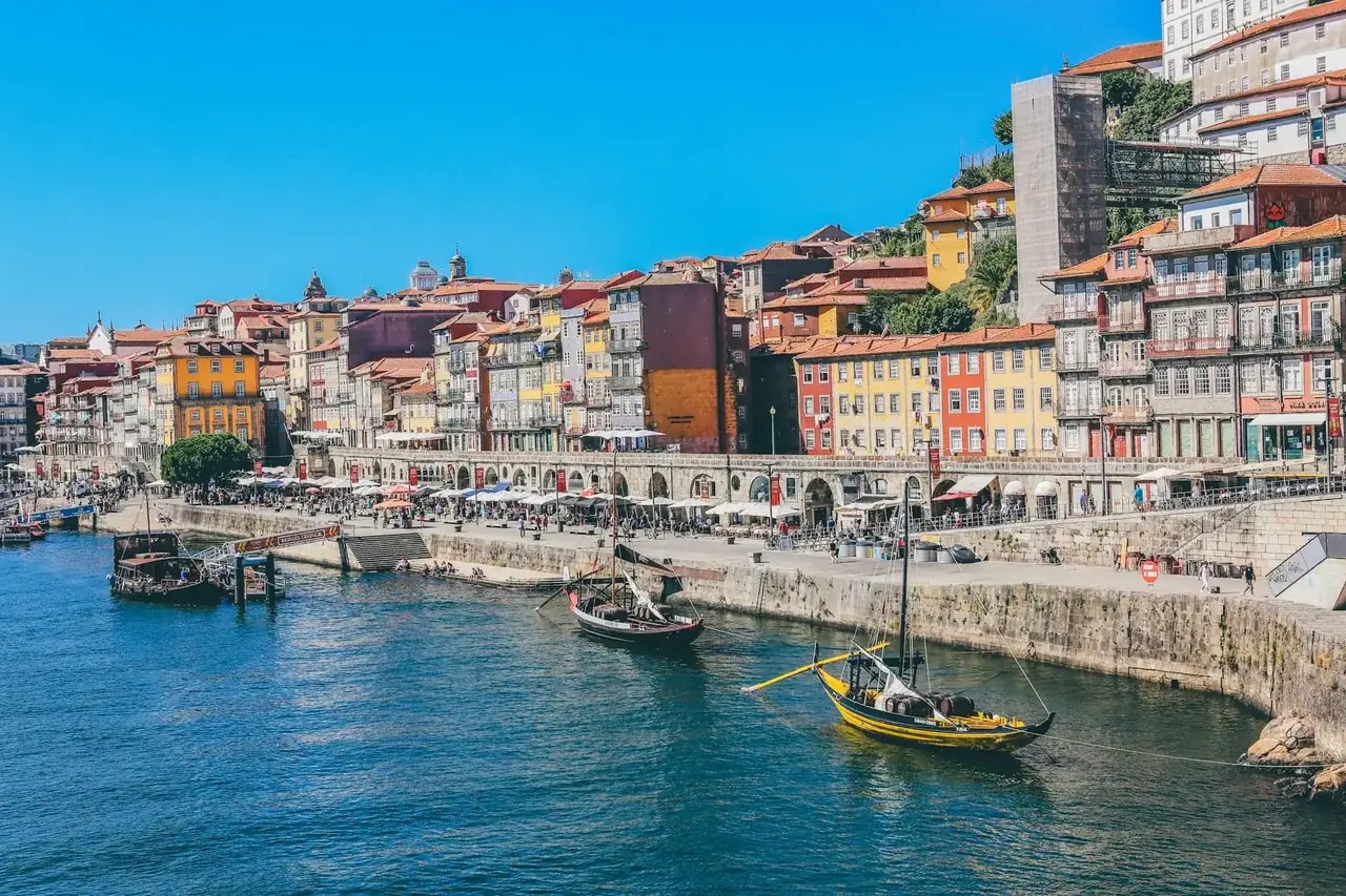 Colorful Ribeira houses along the Douro riverfront in Porto, Portugal