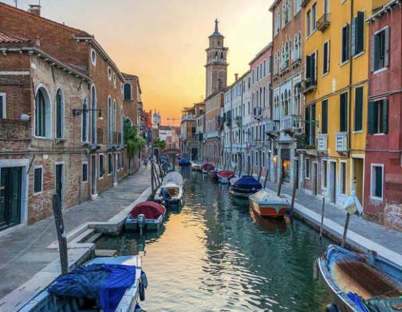 Look For Never Ending Italy Honeymoon Tour Packages